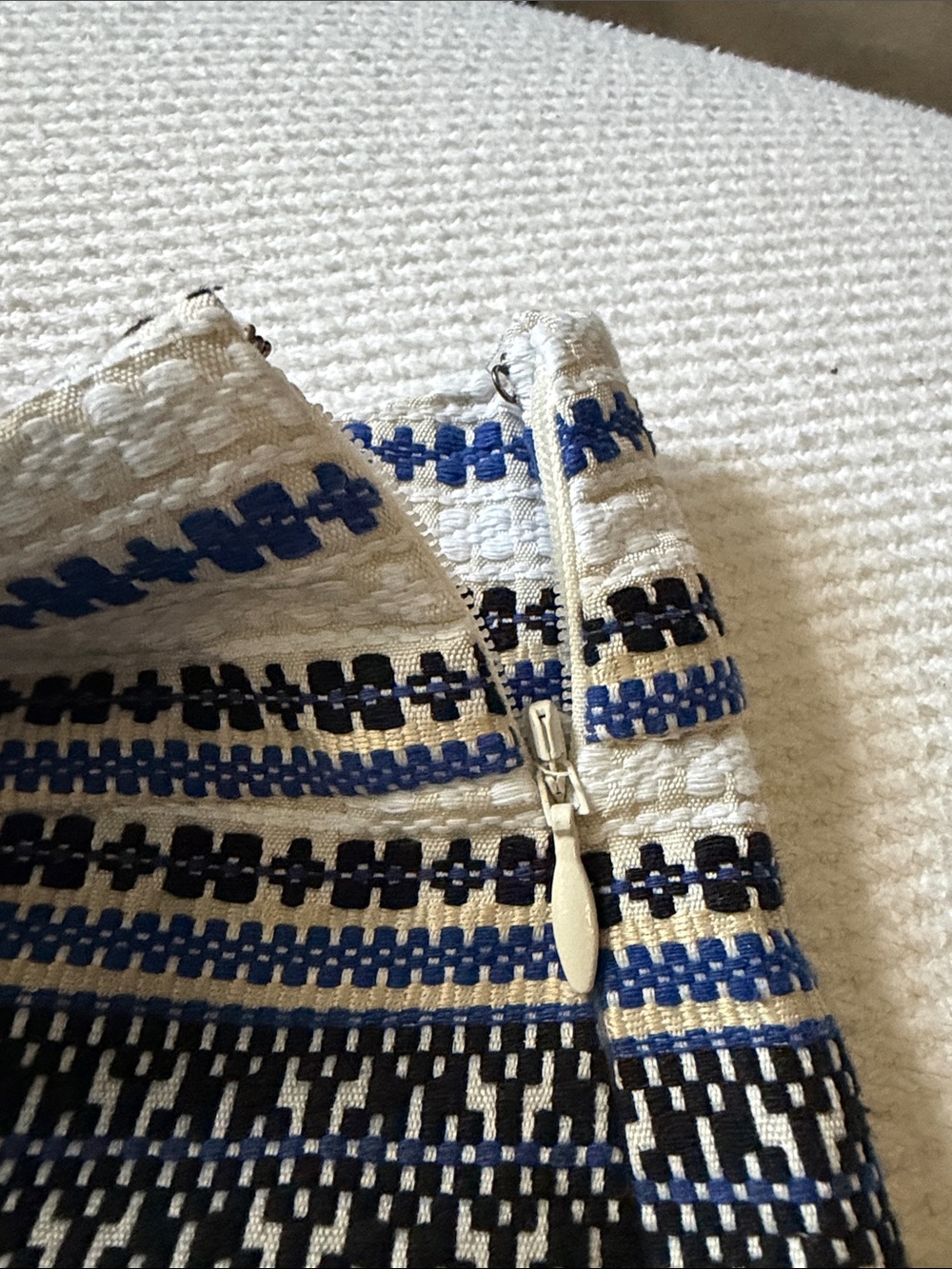 GAP High-Waist Striped Black and Blue Shorts - Picture 5 of 5